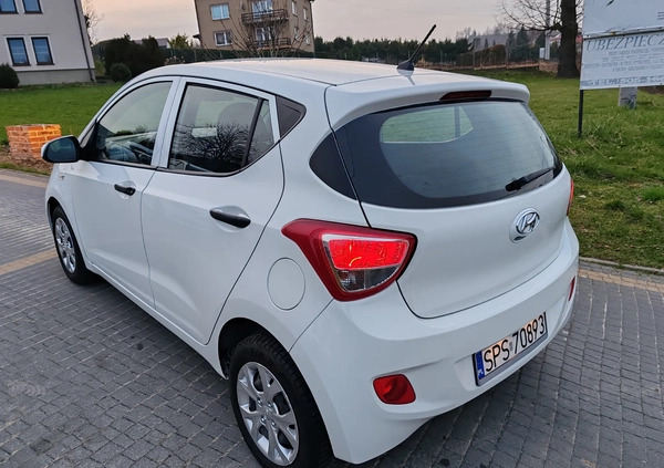 Hyundai i10 cena 26999 przebieg: 145713, rok produkcji 2016 z Wolbrom małe 742